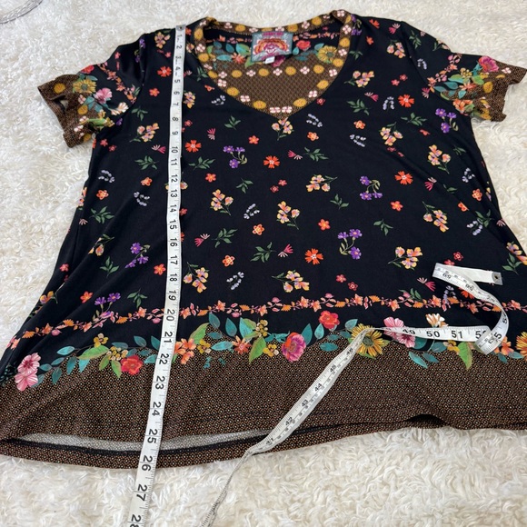 Johnny Was The Janie Favorite Short Sleeve V Neck Swing Tee Floral Black Shirt - Picture 9 of 12